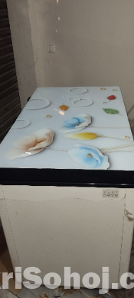 Walton freezer